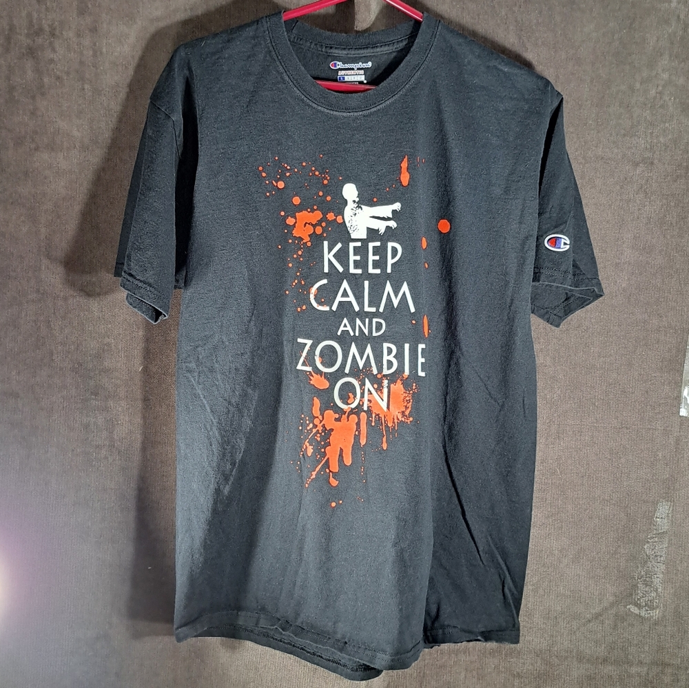 Champion Authentic "Keep Calm And Zombie On" Black Graphic Horror Tee VG L